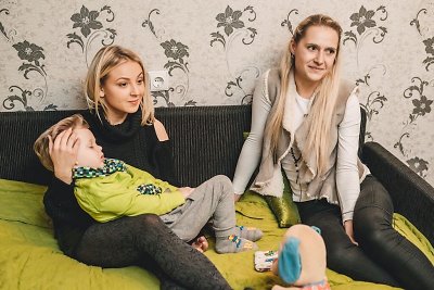 Eglė Straleckaitė su Nojumi ir jo mama Sigita