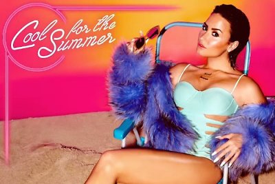 Demi Lovato singlo „Cool For The Summer“ viršelis