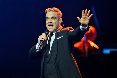 Robbie Williamsas švenčia 40-ąjį gimtadienį