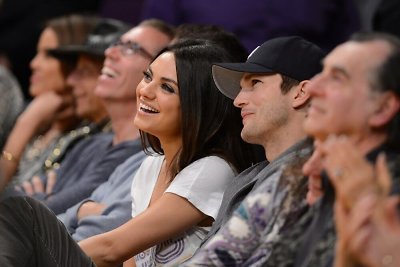 Mila Kunis ir Ashtonas Kutcheris – 35 mln. JAV dolerių