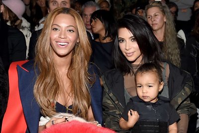 Beyonce ir Kim Kardashian su dukra North