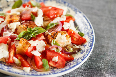 „Panzanella“ salotos