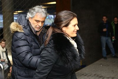 Andrea Bocelli į Kauną atvyko su šeima – žmona Veronica ir dukra Virginia