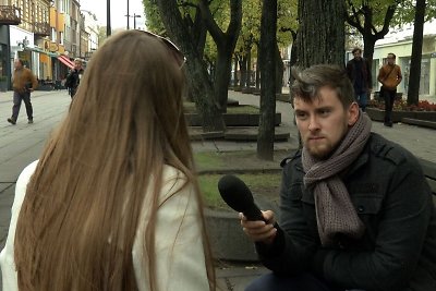 Tamsioji socialinių tinklų pusė: studentė prabilo apie ją šantažavusį gašlų maniaką