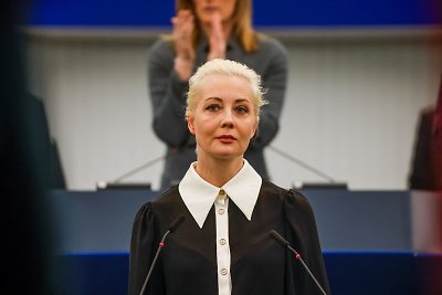 Julija Navalnaja negailėjo kritikos V.Putinui: „Jis ne politikas, o gangsteris“