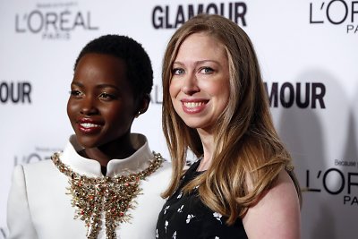 Lupita Nyong'o ir Chelsea Clinton