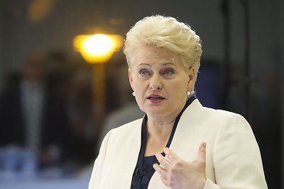 Dalia Grybauskaitė švenčia pergalę Prezidento rinkimuose.