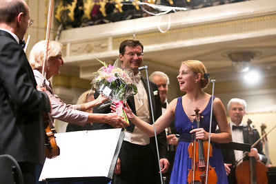 Būrys garbių svečių klasikinės muzikos ritmu pasitiko naują Filharmonijos sezoną