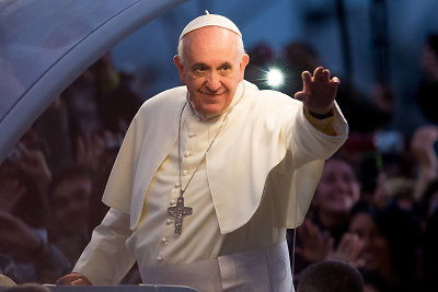 Atsisveikinimas su pontifiku: prieštaringai vertinamas popiežius Pranciškus išėjo antrąjį Velykų rytą