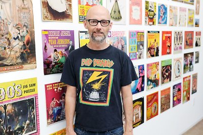 Moby: „Stebiuosi, kad yra šalių, kur kailių pramonė dar neuždrausta“