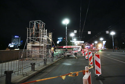 Žaliojo tilto skulptūrų nukėlimo darbai