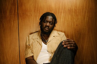 Britų muzikos žvaigždė Michaelas Kiwanuka grįžta į sostinę: surengs vienintelį koncertą