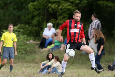 Prieš „Prelegentų“ futbolo mačą – Martyno Starkaus ir Rolando Skaisgirio „Macarena“