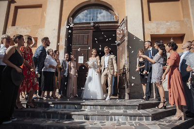 Adelė Dagytė ir Karolis Matas Mickus susituokė Vilniaus Išganytojo bažnyčioje / „Aistė Photo“ nuotrauka