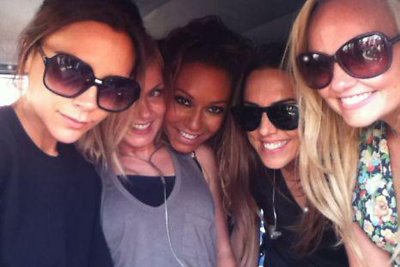 Victoria Beckham, Geri Halliwell, Mel B, Melanie C ir Emma Bunton