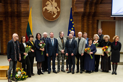 Dvylikai kūrėjų įteiktos Vyriausybės kultūros ir meno premijos