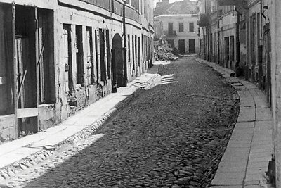 Daugybę kartų šia geto gatve nuo 1941-ųjų rugsėjo 14-osios iki arešto 1944-ųjų balandžio 28-ąją žingsniavusi Ona Šimaitė nešė pasmerktiesiems ne tik materialinę pagalbą, bet ir viltį