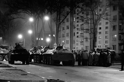 Nuo Lietuvos televizijos ir radijo pastatų sovietų kareiviai pasitraukė tik po aštuonių mėnesių