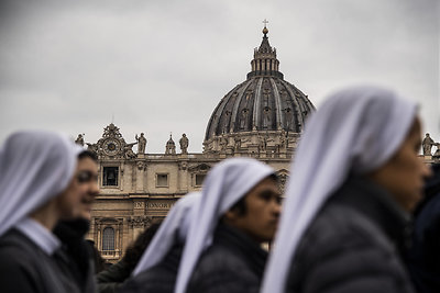 Popiežius Benediktas XVI pašarvotas Vatikane 