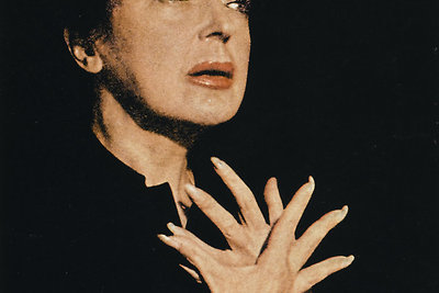  Edith Piaf