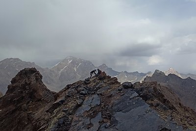 Lietuvos alpinistų senjorų klubo nariai įkopė į Vilniaus viršukalnę Tadžikistane