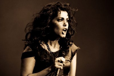 Katie Melua pristatė gastrolių metu nufilmuotą vaizdo klipą