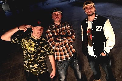 Hiphopo duetas Yga ir Broo pristato debiutinį albumą „Žanro fanatikai“