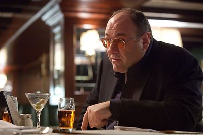 „Sopranų“ žvaigždė Jamesas Gandolfini neatsikrato mafiozo kaukės