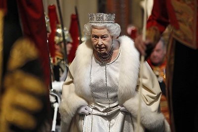 Britų karalienės Elizabeth II valdymo jubiliejaus šventes temdo įtampa