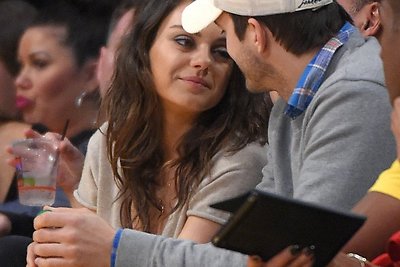 Mila Kunis ir Ashtonas Kutcheris