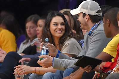 Mila Kunis ir Ashtonas Kutcheris