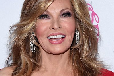 Raquel Welch (2016 m.)