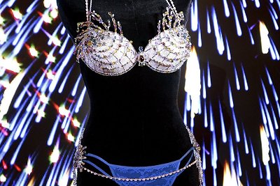 „Fireworks Fantasy Bra“ liemenėlė