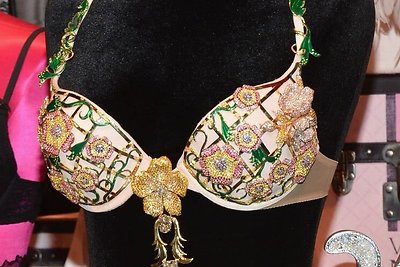 2,5 mln. JAV dolerių kainuojanti „Floral Fantasy Bra“ liemenėlė (2012 m.)