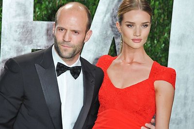 Rosie Huntington-Whiteley ir Jasonas Stathamas savo santykiuose padarė pertrauką