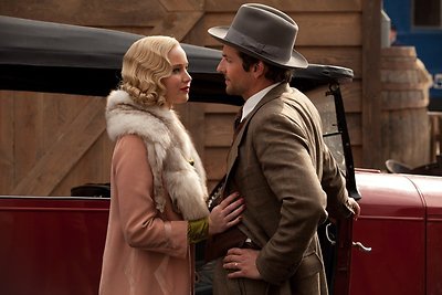 Jennifer Lawrence ir Bradley Cooperis filme „Serena“