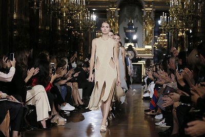 Agnė Končiūtė „Stella McCartney“ kolekcijos pristatyme