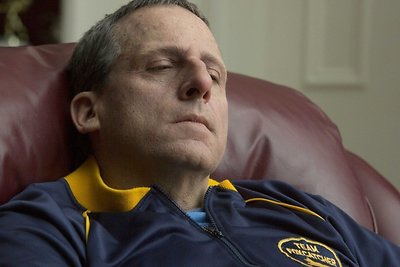 Steve'as Carellas filme „Foxcatcher“