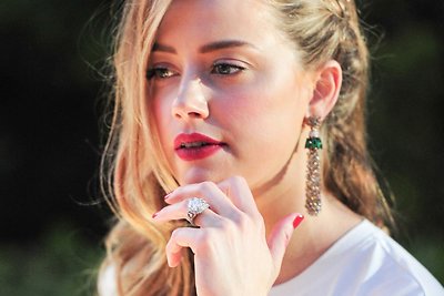 Amber Heard sužadėtuvių žiedas