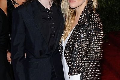 Mylimieji Sienna Miller ir Tomas Sturridge'as tapo „Burberry“ reklaminiais veidais