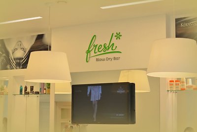 Salono-baro „Fresh blow dry bar“ atidarymas