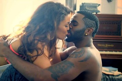 Romantiškame Jasono Derulo dainos „Marry Me“ vaizdo klipe nusifilmavo jo mylimoji Jordin Sparks