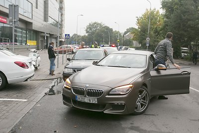 BMW ir SAAB avarija