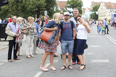 Jūros šventė – lyg podiumas