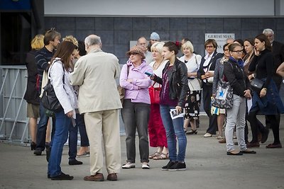 Dalai Lamos paskaita Vilniuje sutraukė didžiulį būrį klausytojų 