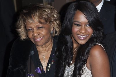 Whitney Houston motina, dainininkė Cissy Houston ir dukra Bobbi Kristina