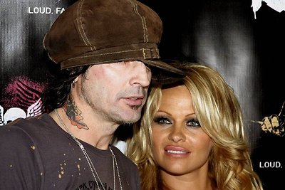 Aktorė Pamela Anderson daugiau netekės už buvusio vyro