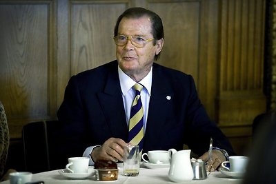 Rogeris Moore'as