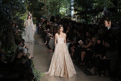 Mados namų „Elie Saab“ pavasario/vasaros kolekcija