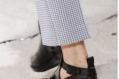 „3.1 by Phillip Lim“ 2015 m. pavasario-vasaros kolekcija Niujorko mados savaitėje.